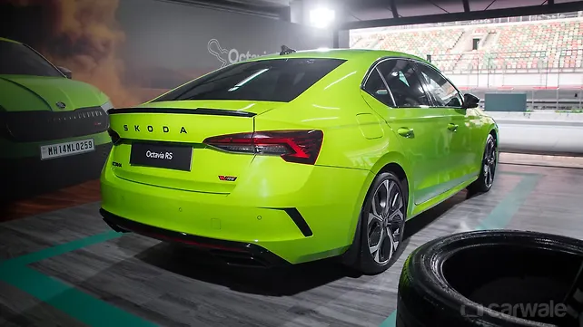 Skoda Octavia RS Right Rear Three Quarter