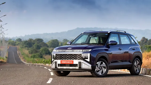 Hyundai Venue Left Front Three Quarter