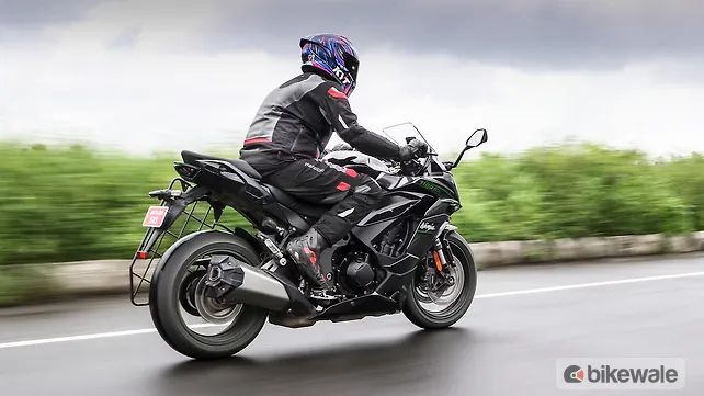 Kawasaki Ninja 1100SX Right Rear Three Quarter