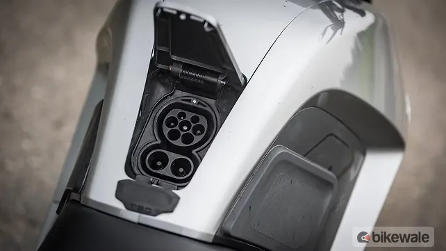 ปลั๊กอินพุตชาร์จจักรยานไฟฟ้า ปลั๊กอินพุตชาร์จจักรยานไฟฟ้า