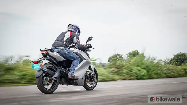 Right Rear Three Quarter