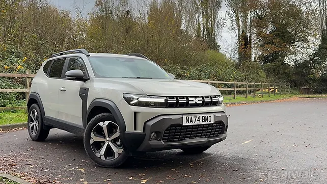 Renault New Duster Right Front Three Quarter