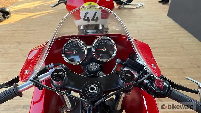 Royal Enfield Continental GT 750 Showcased at Motoverse 2025: Details ...