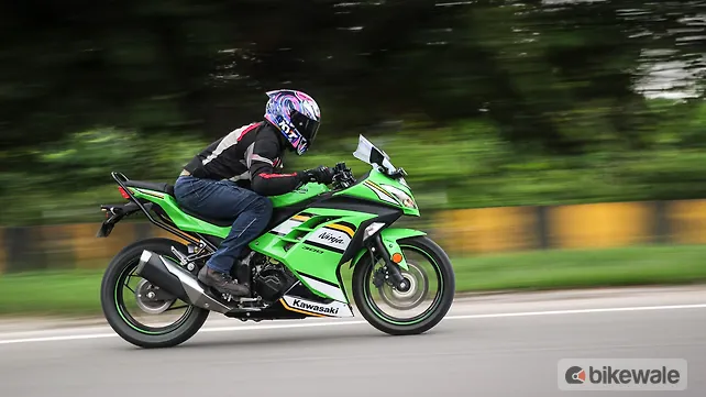 Kawasaki Ninja 300 Right Side View Kawasaki Ninja 300 Right Side View