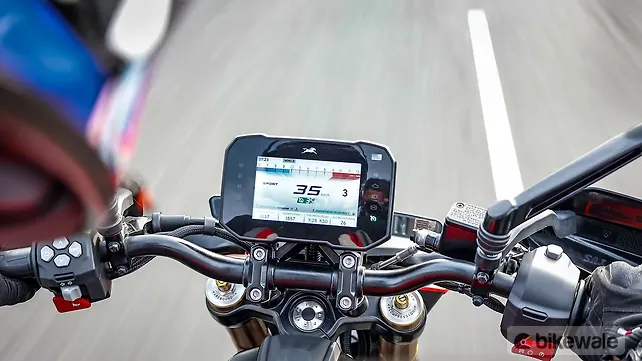 2025 TVS Apache RTR 310: Road Test Review - BikeWale