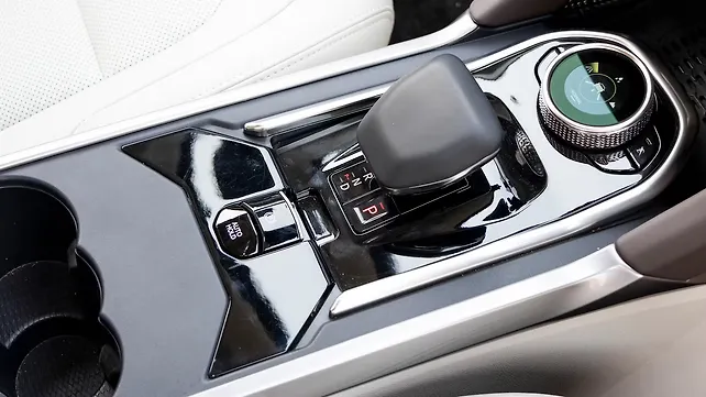 Tata Harrier Gear Shifter/Gear Shifter Stalk