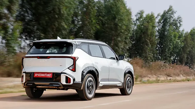 Kia New Seltos Right Rear Three Quarter