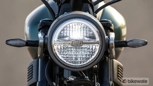 Yamaha XSR 155 Front View