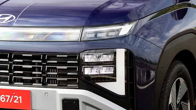 Hyundai Venue Headlight