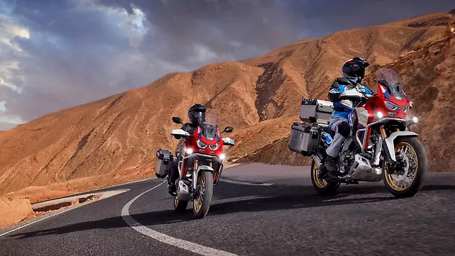 ฮอนด้า ด้านหน้าขวา สามในสี่ส่วน