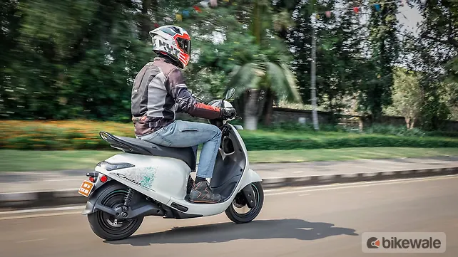 Bajaj Chetak C25: First Ride Review - BikeWale