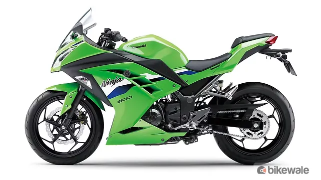 Kawasaki Ninja 300 Left Side View