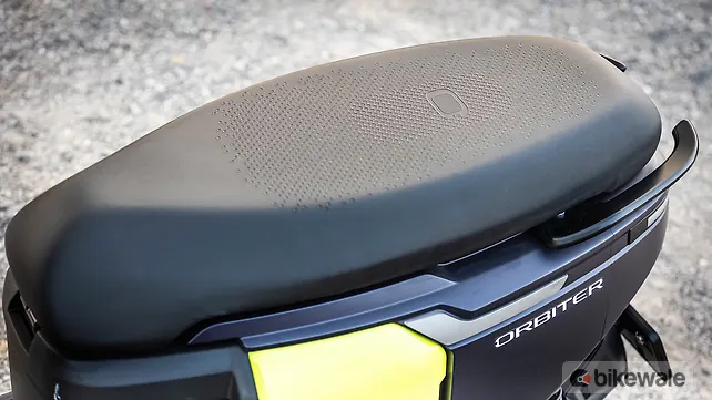 TVS Orbiter Seat