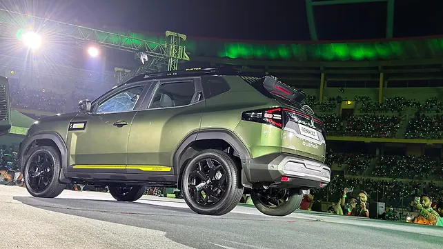 Renault Duster Left Side View