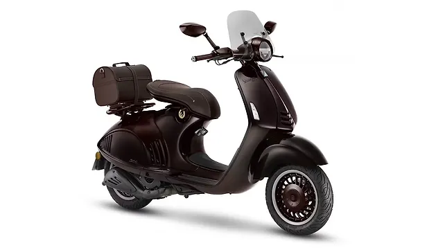 ภาพด้านข้างขวาของเวสป้า