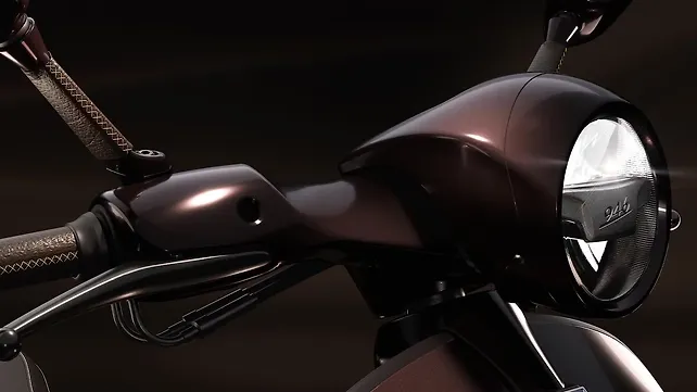 ภาพด้านข้างขวาของเวสป้า