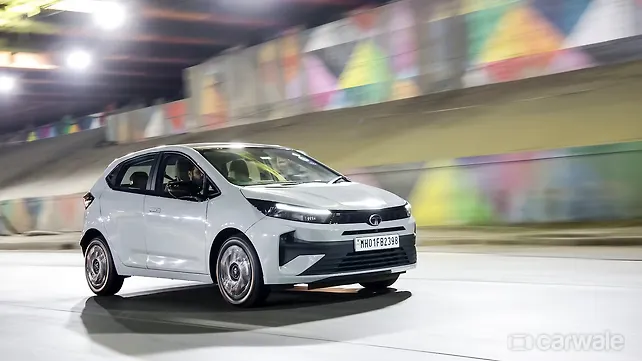 Tata Altroz Right Front Three Quarter