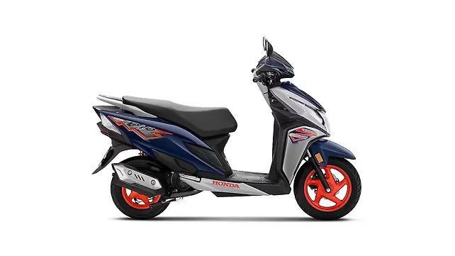 Honda Dio 125 Right Side View