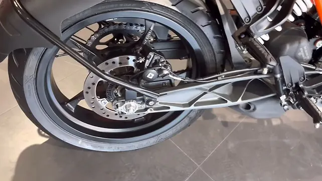 Updated KTM Duke 200 Now Arrives at Dealerships - BikeWale