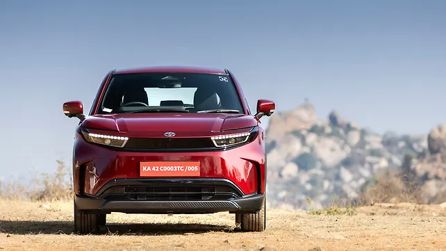 Toyota Urban Cruiser Ebella Front View