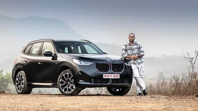 BMW X3 Right Front Three Quarter BMW X3 Right Front Three Quarter