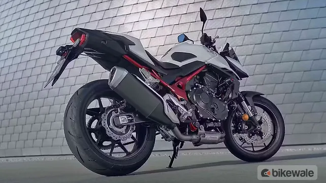 Honda CB750 Hornet Right Rear Three Quarter Honda CB750 Hornet Right Rear Three Quarter