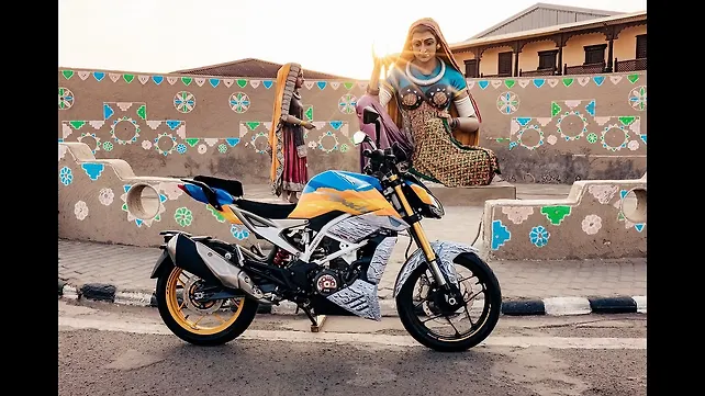 TVS Apache RTR 310 Right Side View