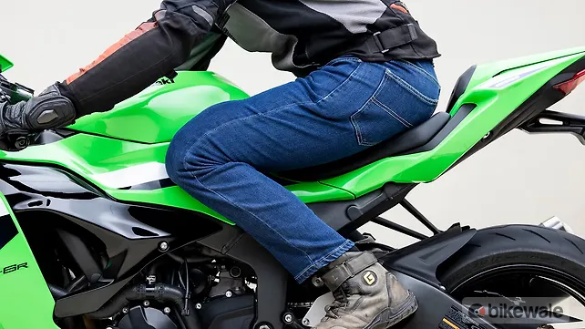 Raida UrbanR Riding Jeans Review - BikeWale