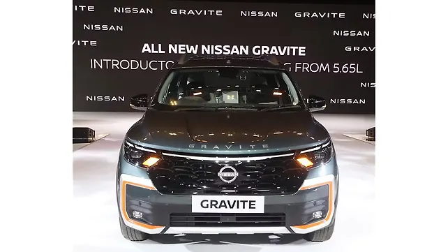 निसान ग्रैवाइट की ज़बरदस्त ऐंट्री; जानें कौन-सा वेरीएंट है आपके बजट में? निसान ग्रैवाइट की ज़बरदस्त ऐंट्री; जानें कौन-सा वेरीएंट है आपके बजट में?