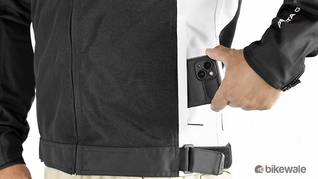 Royal Enfield Classic Stealth Black Front View Royal Enfield Classic Stealth Black Front View