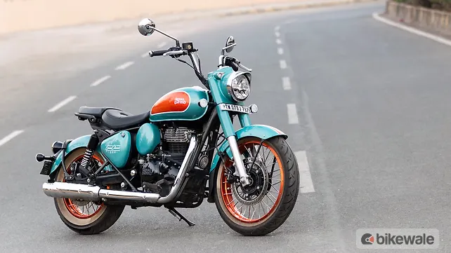 Royal Enfield Goan Classic 350 Right Front Three Quarter
