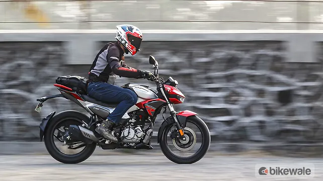 Hero Xtreme 125R Right Side View Hero Xtreme 125R Right Side View