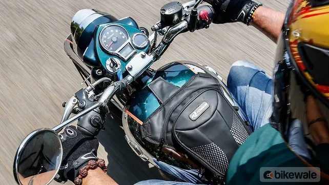 Royal Enfield Classic 350 Right Side View