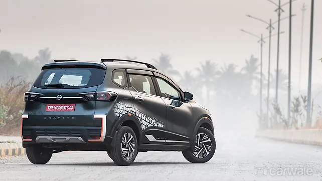 Nissan Gravite Right Rear Three Quarter