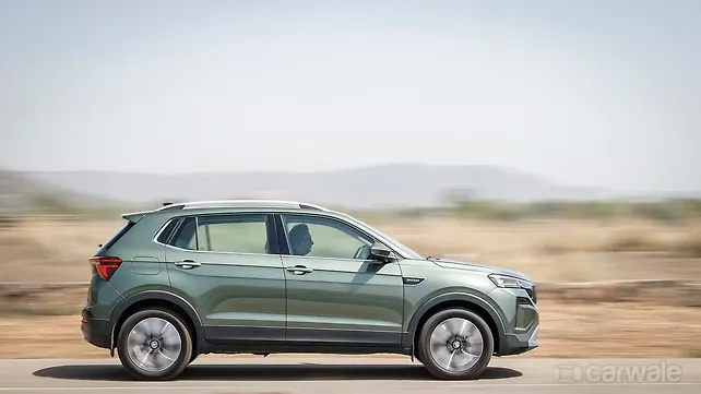 Skoda Kushaq Right Side View