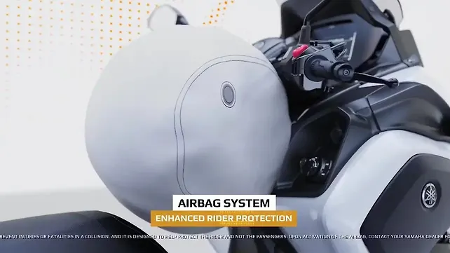 Yamaha  Right Side Handelbar Throttle Grip