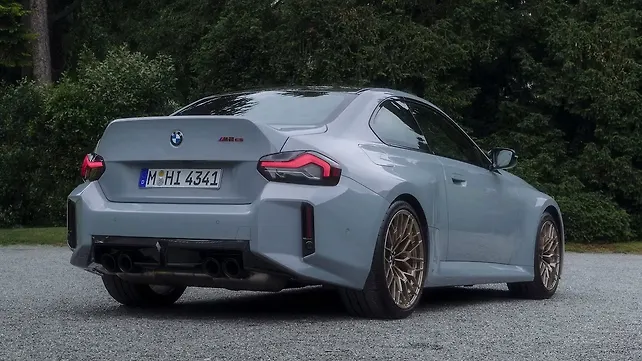 BMW M2 Right Rear Three Quarter