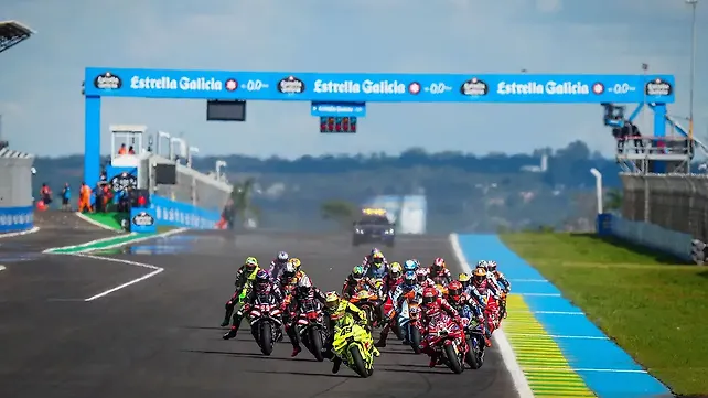 Aprilia RS 457 Front View