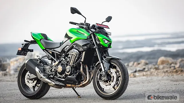 Kawasaki Z900 Right Front Three Quarter Kawasaki Z900 Right Front Three Quarter