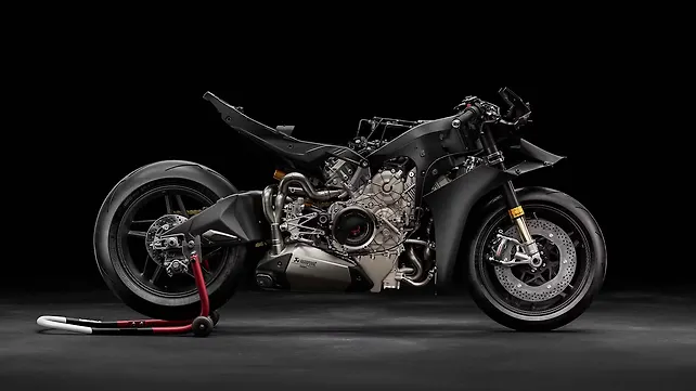 Ducati Panigale V4 Right Side View