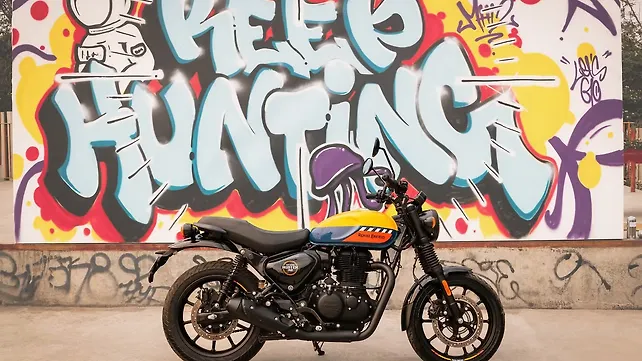 Royal Enfield Hunter 350 Right Side View