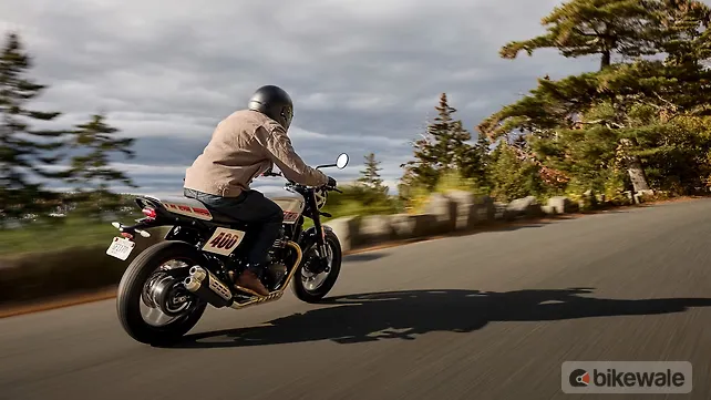 Triumph Tracker 400 Right Rear Three Quarter