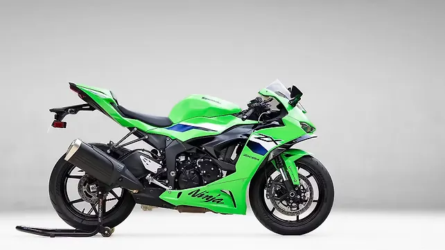Kawasaki Ninja ZX-6R Right Side View