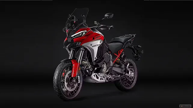 Ducati Multistrada V4 Left Front Three Quarter