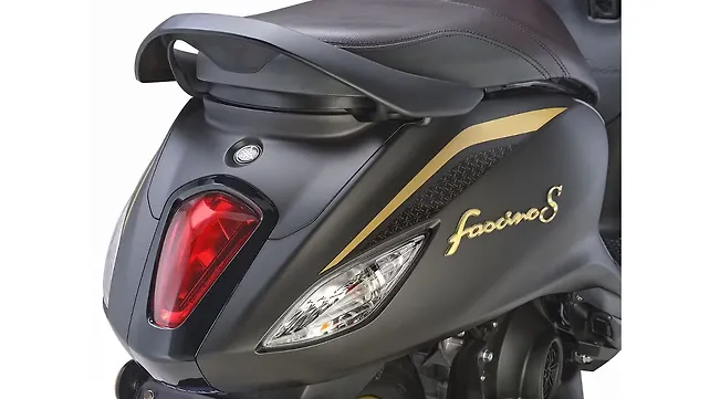 Yamaha Fascino 125 Tail Light