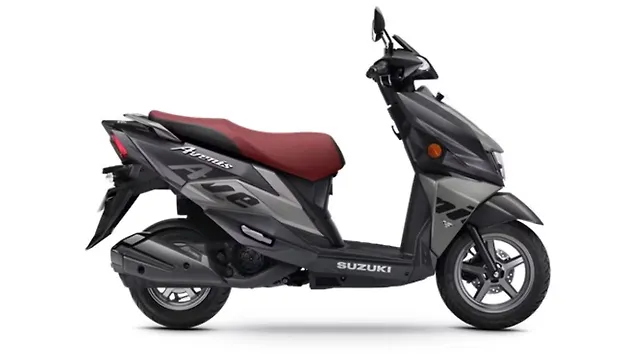 Suzuki Avenis 125 Right Side View