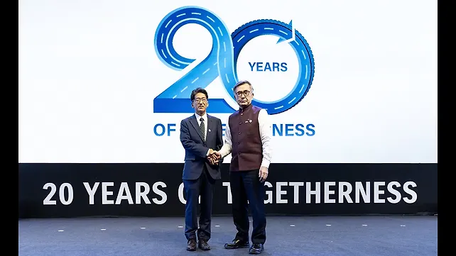 Suzuki Burgman Street 125 Front View