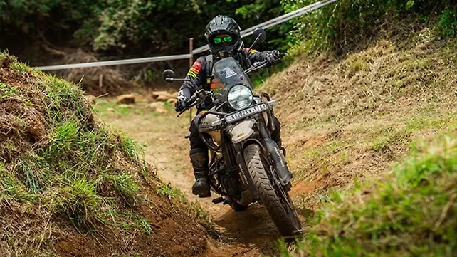 Royal Enfield Himalayan 450 Riding