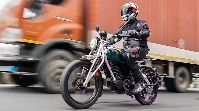 BSA Scrambler 650 Right Side View