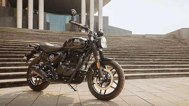 Royal Enfield Hunter 350 Right Front Three Quarter